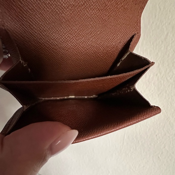 Louis Vuitton Monogram Porte Monnaie Gousset Coin Purse with Small LV Box - Picture 10 of 16